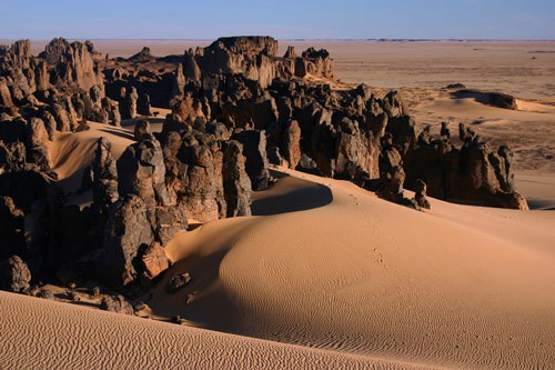 Тасили Н'Аджер - необикновени скални образувания в сърцето на Сахара