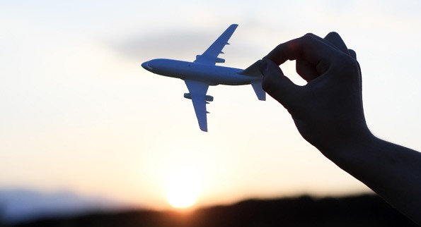 Как да спестим от самолетните билети за екзотичната си почивка?
